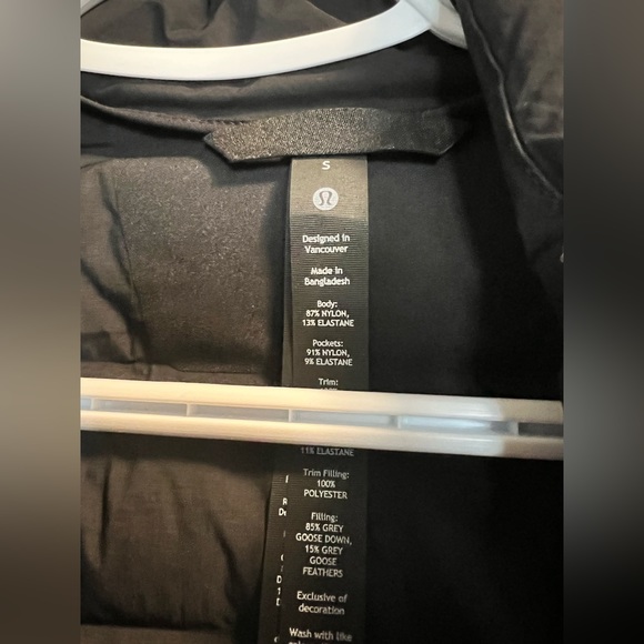 NWT Lululemon- Navigation down vest. Size S in black. Sold out online. - Picture 6 of 6